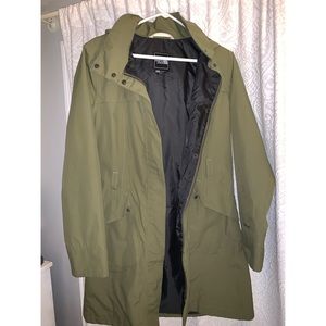 North Face Women’s City Breeze Rain Trench
